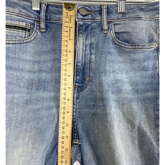 Calvin Klein Jeans Womens Size 31 (30) Mid Rise Cropped Stretch Light Wash Blue - Picture 9 of 12